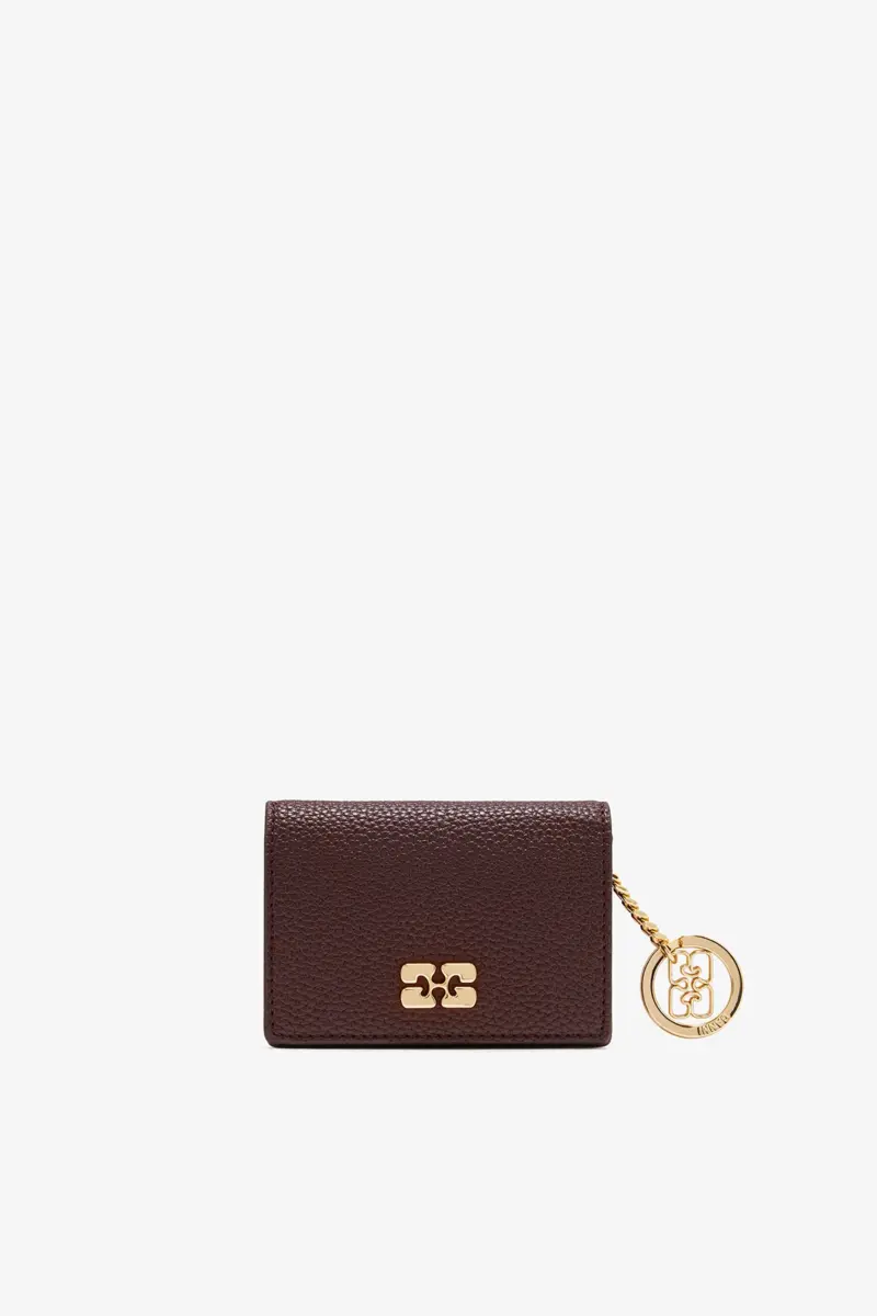 GANNI-kaarthouder met klep in bruin met nerf