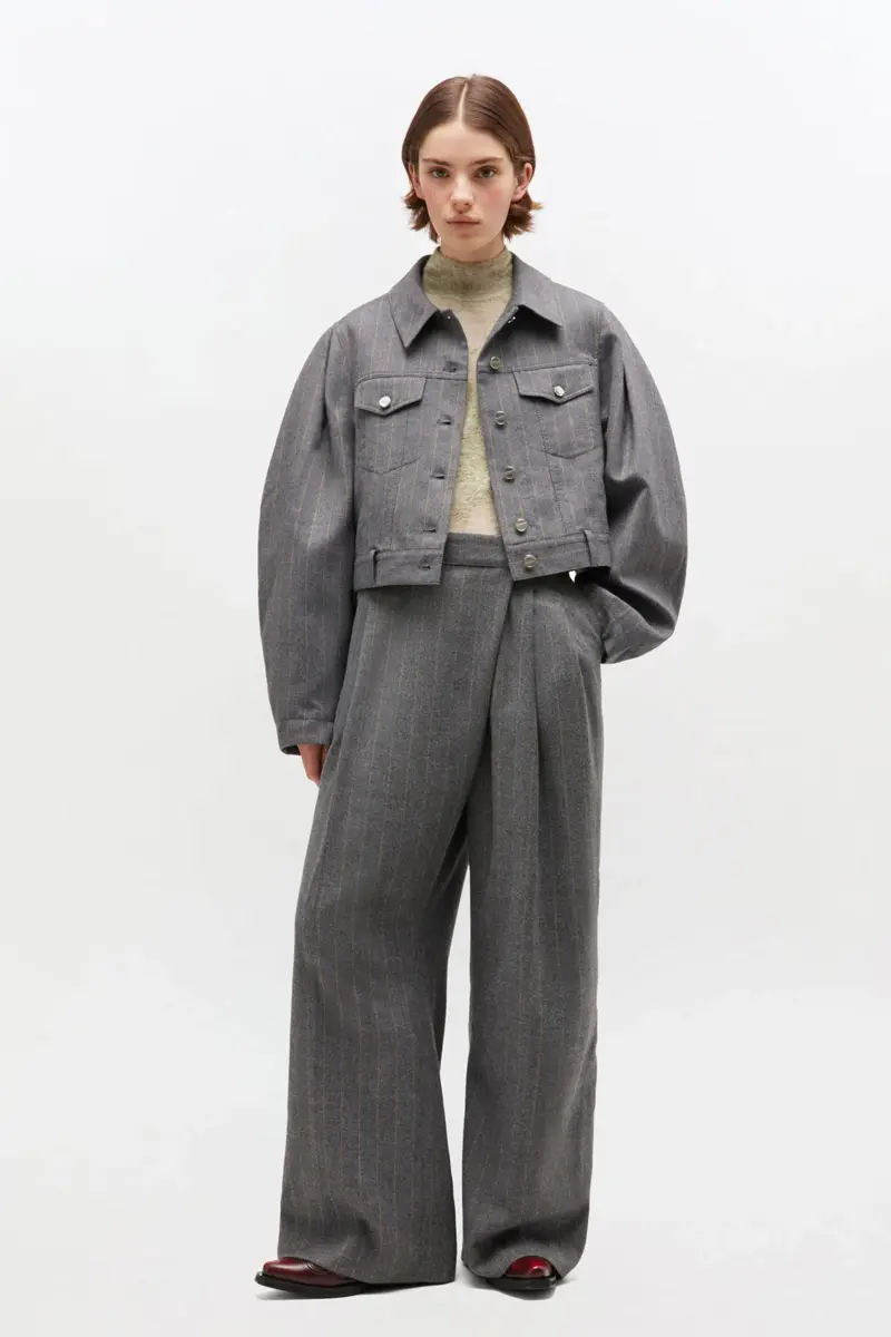 Grijs gestreept jasje