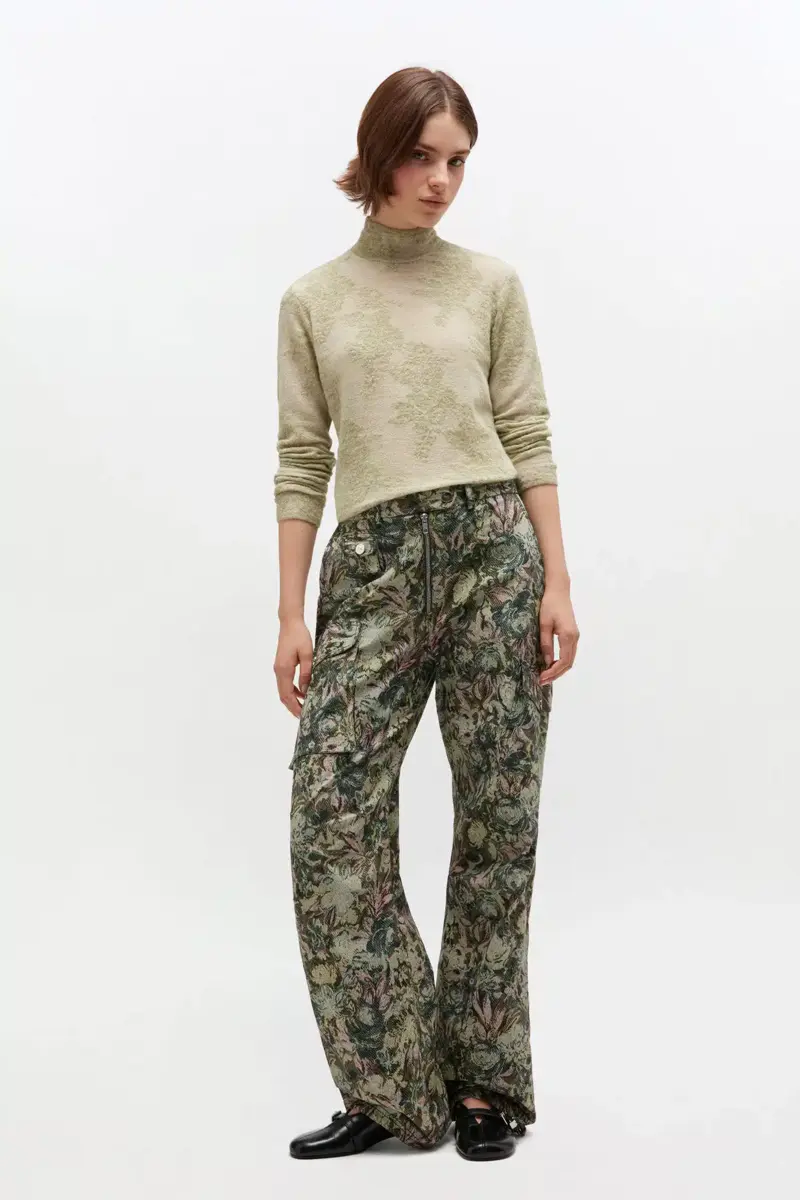 Groene doorschijnende coltrui