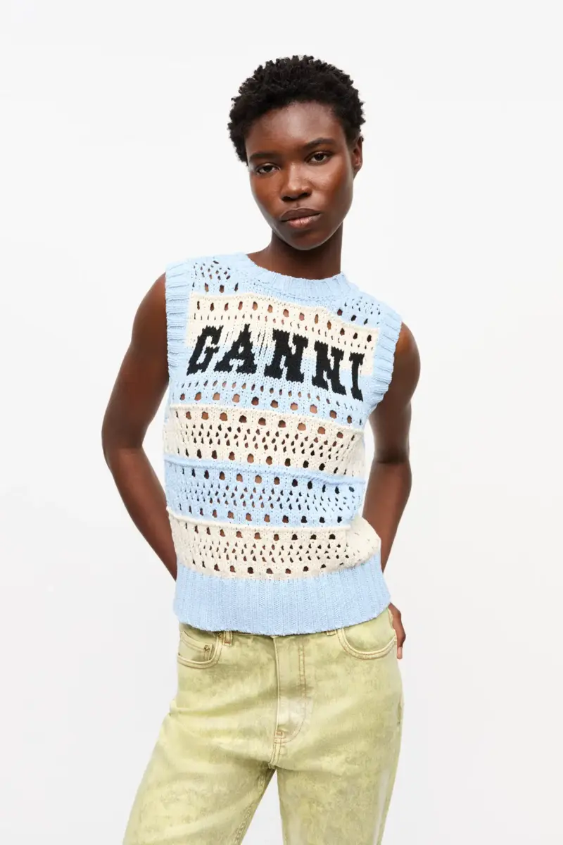 Lichtblauw gestreept vest