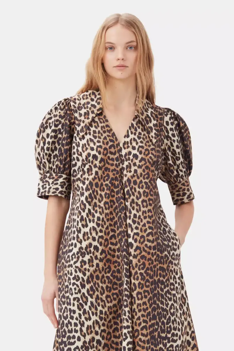 Maxi-jurk van katoenpopeline met luipaardprint en V-hals