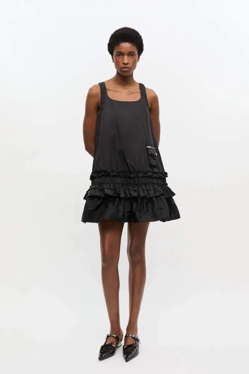 Zwarte mini-jurk van duchesse nylon