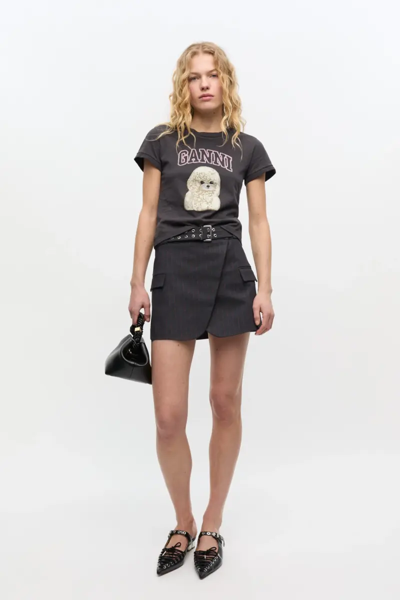 Zwarte mini-rok met krijtstreep