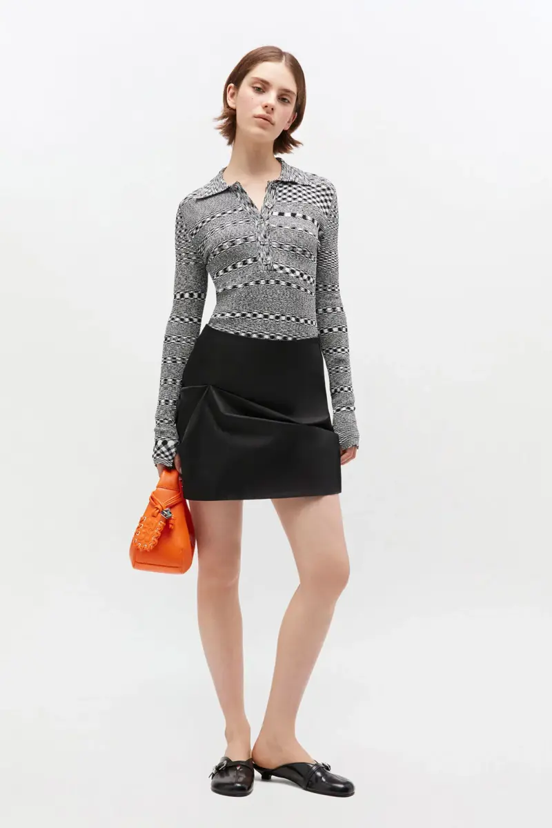 Zwarte nylon minirok Zwarte nylon minirok